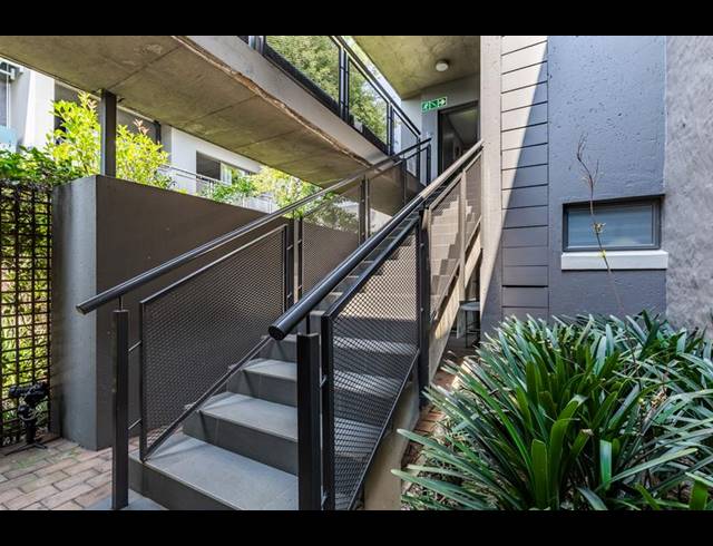 1 BEDROOM APARTMENT FOR SALE IN HAZELWOOD